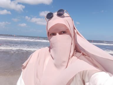 Nada H.